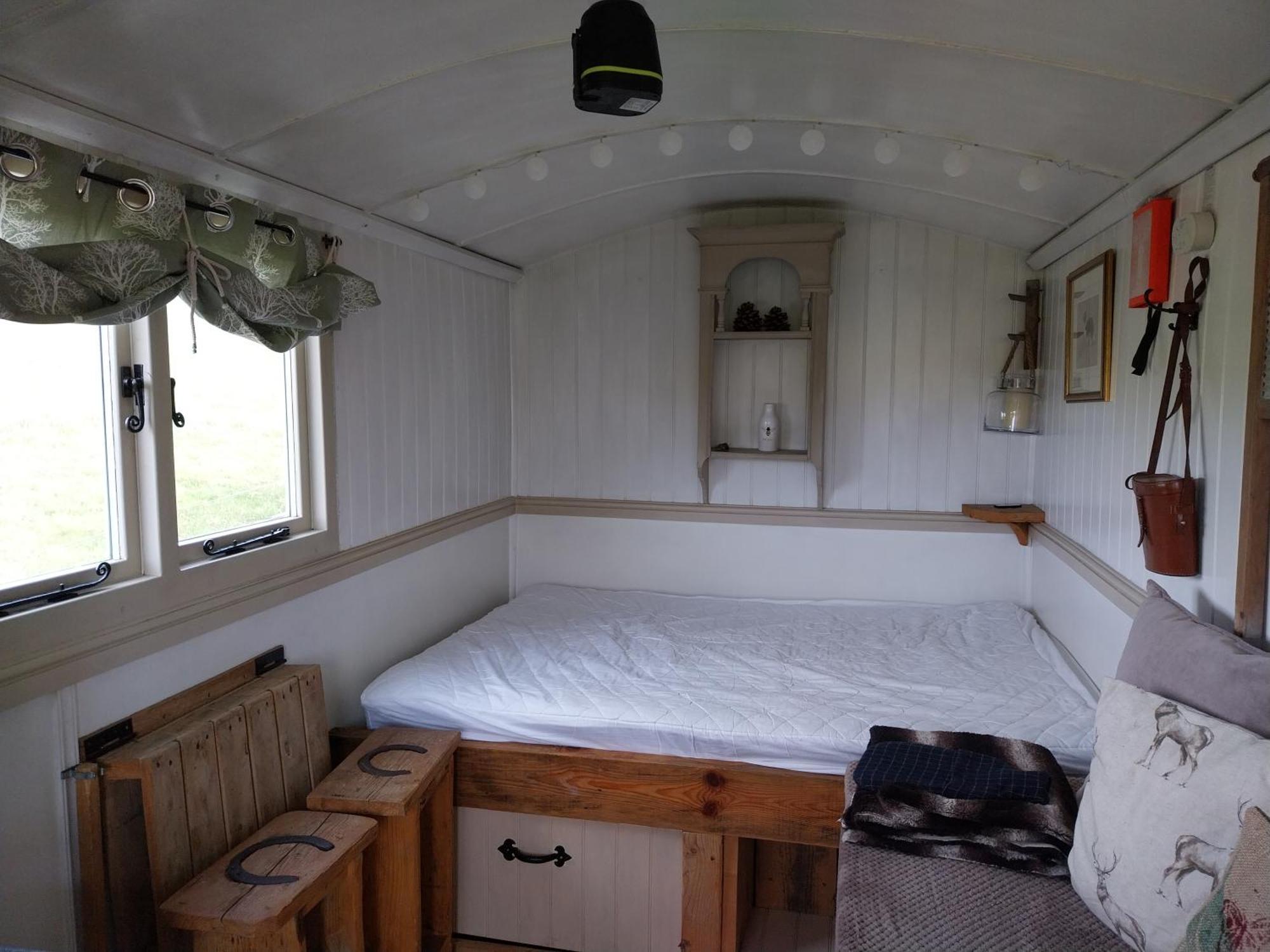Meadowbeck - Shepherd Huts Fylingdales Eksteriør bilde