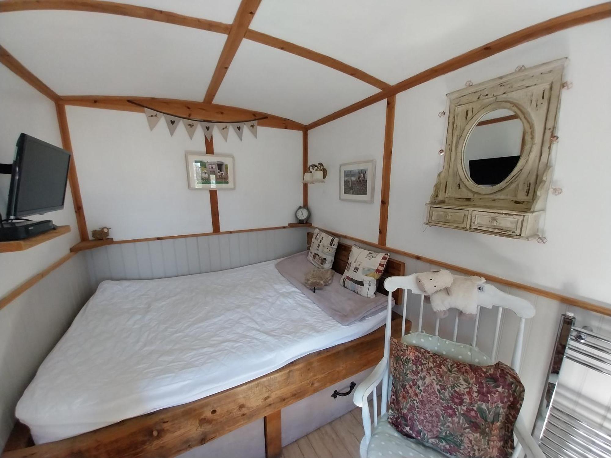 Meadowbeck - Shepherd Huts Fylingdales Eksteriør bilde